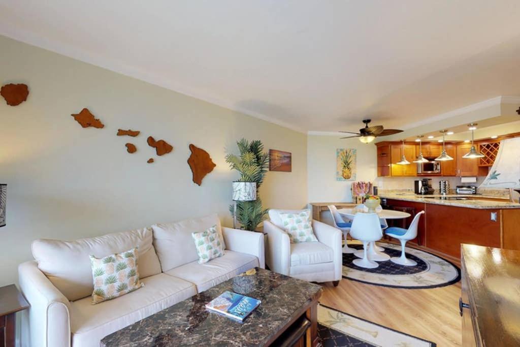 Oceanfront Penthouse With Amazing Views At Kauhale Makai Apartment Kihei Exterior photo