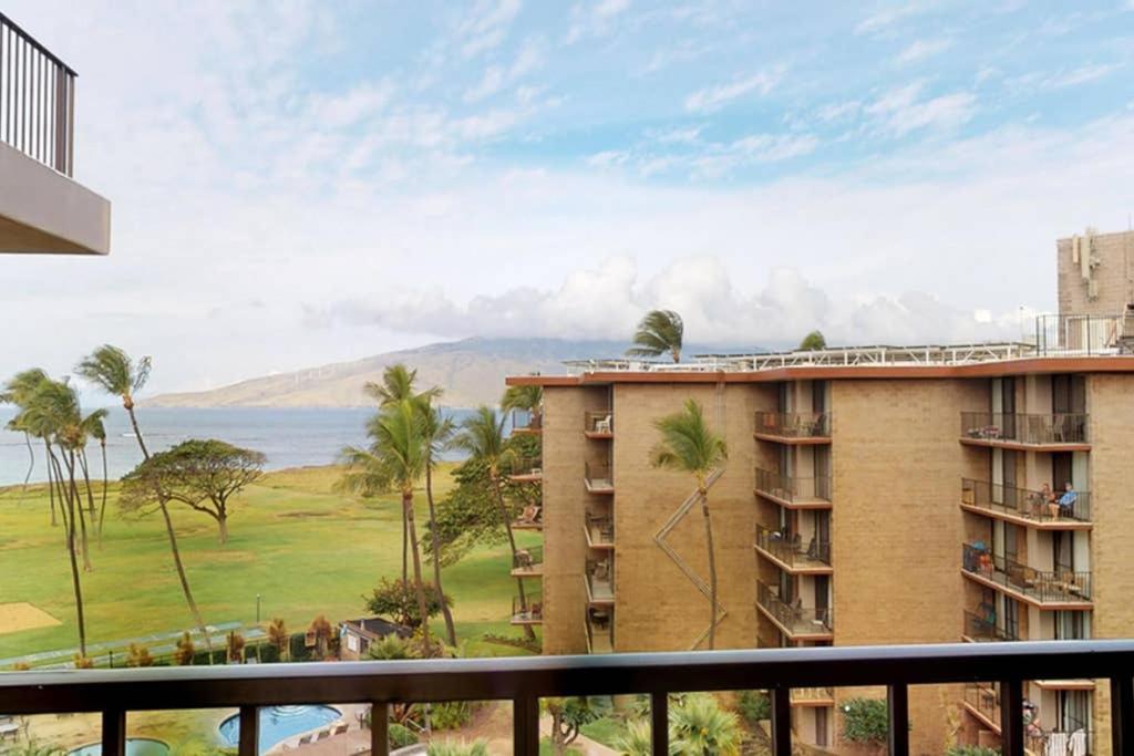 Oceanfront Penthouse With Amazing Views At Kauhale Makai Apartment Kihei Exterior photo